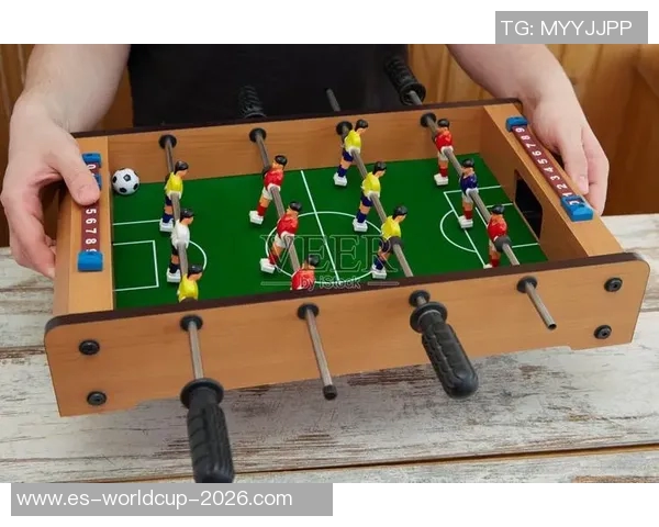 足球游戏桌视频精彩瞬间回顾带你领略桌上足球的魅力与乐趣
